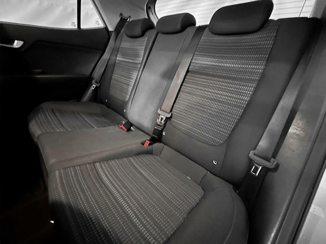 Foto Kia Stonic 16