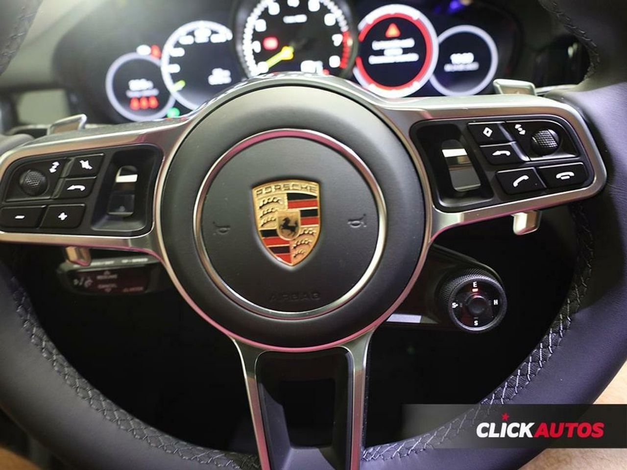 Foto Porsche Cayenne 8