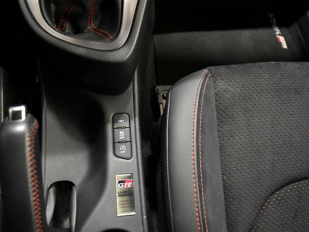 Foto Toyota Yaris 13