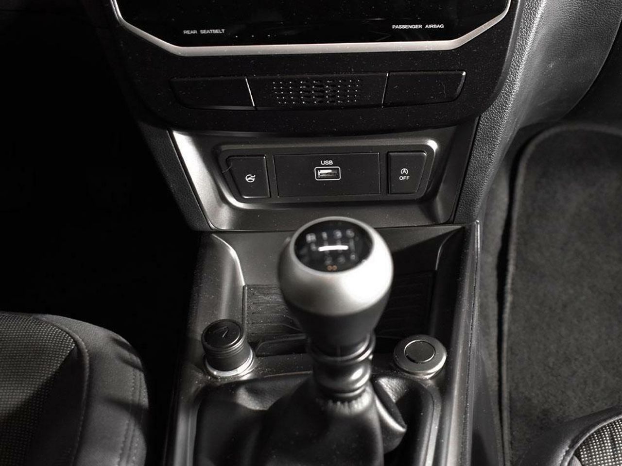 Foto SsangYong Tivoli 12