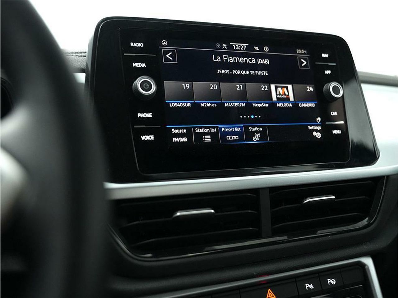 Foto Volkswagen T-Roc 10