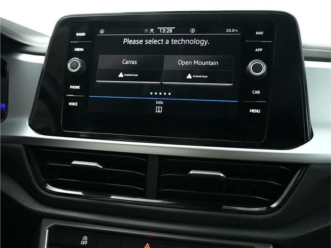Foto Volkswagen T-Roc 11