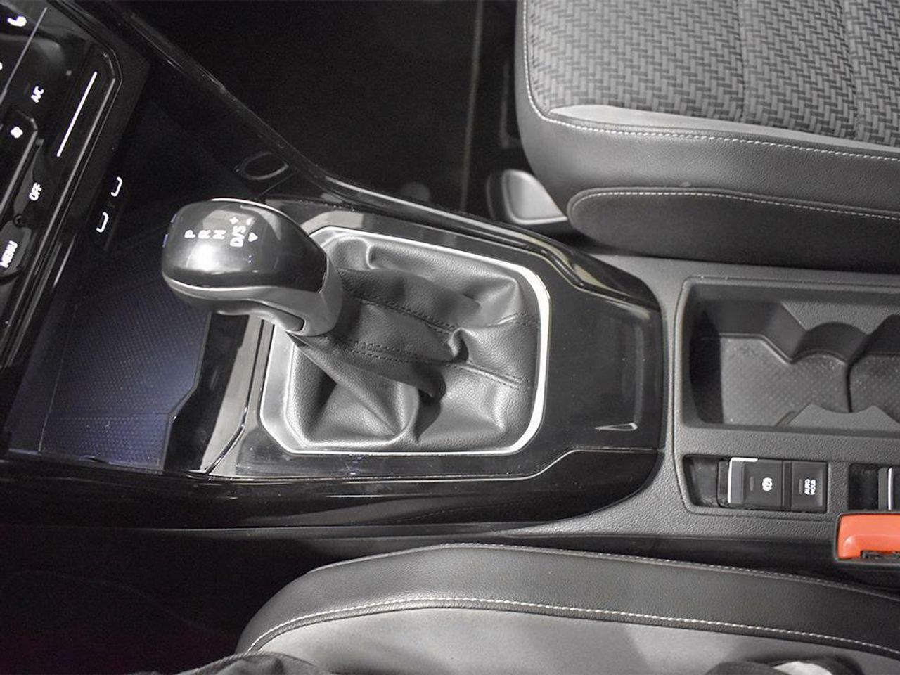 Foto Volkswagen T-Roc 18