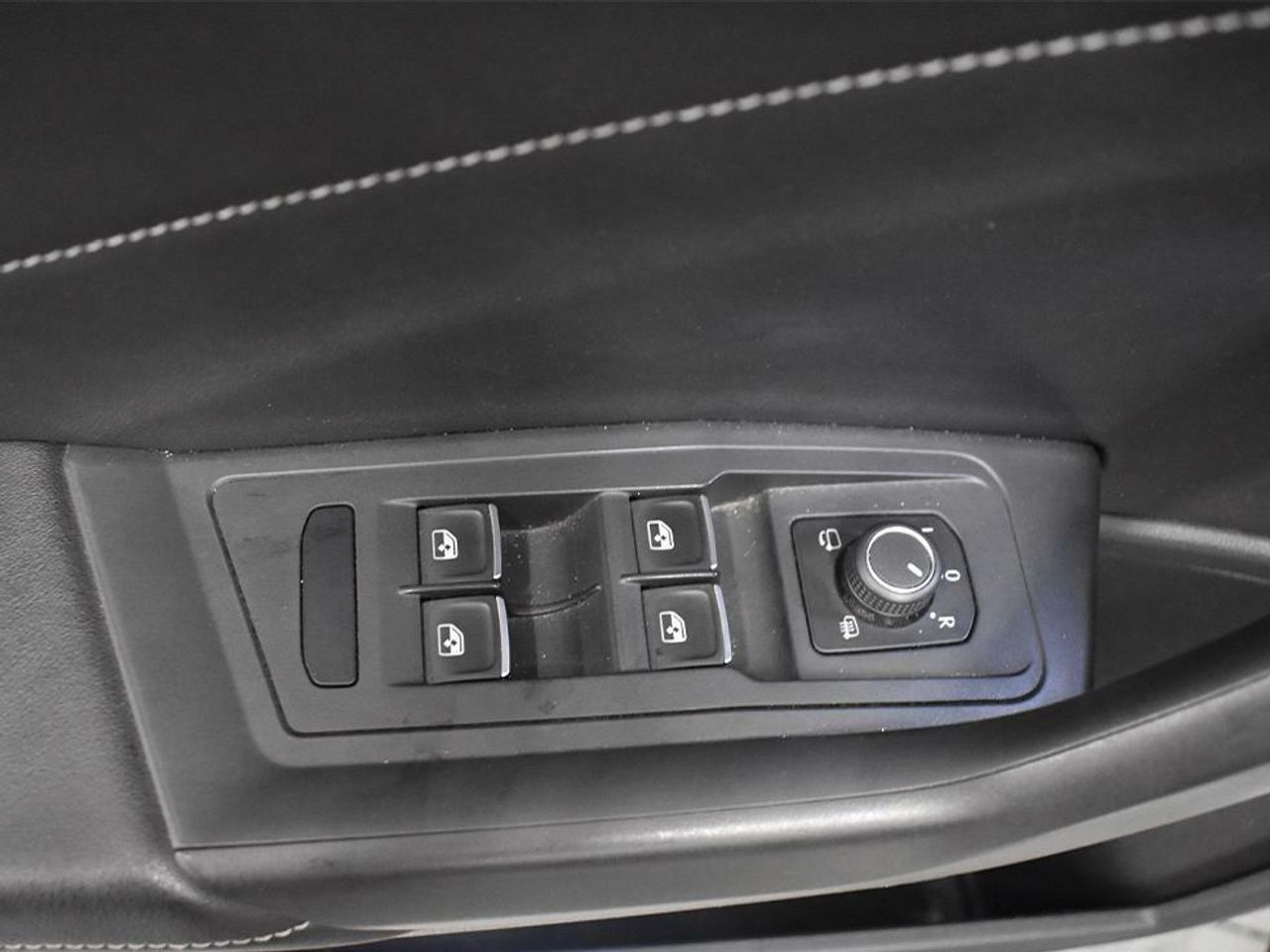 Foto Volkswagen T-Roc 18
