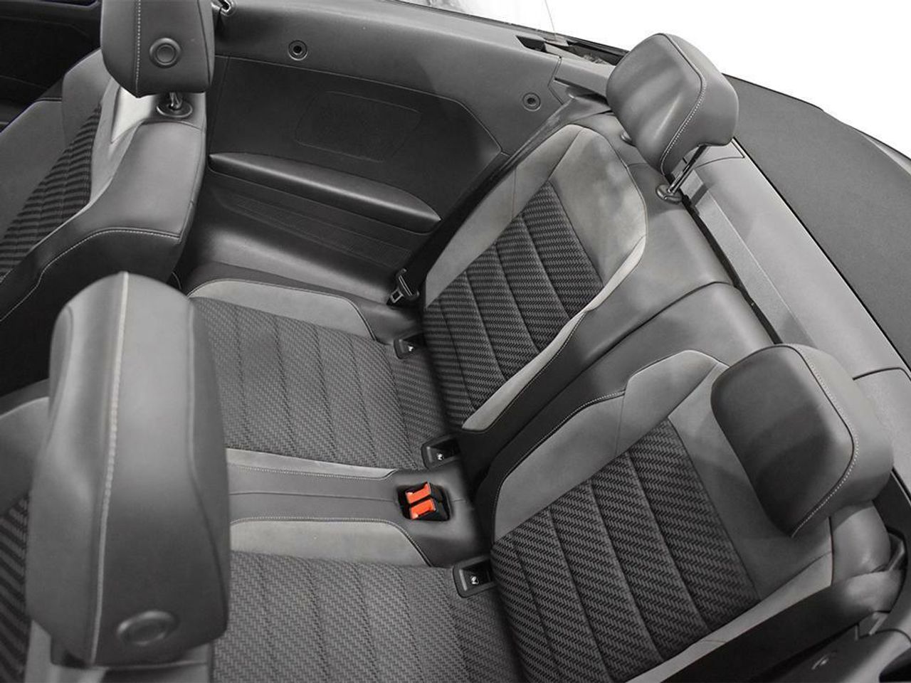 Foto Volkswagen T-Roc 20