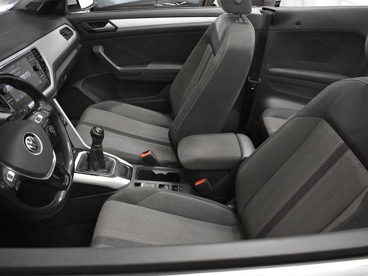Foto Volkswagen T-Roc 15