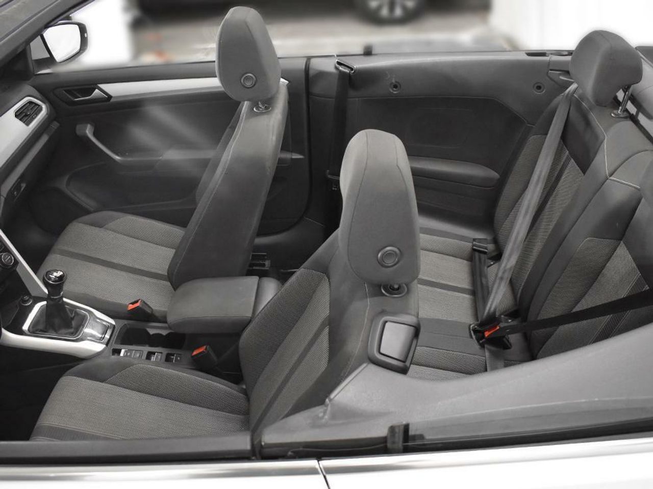 Foto Volkswagen T-Roc 16