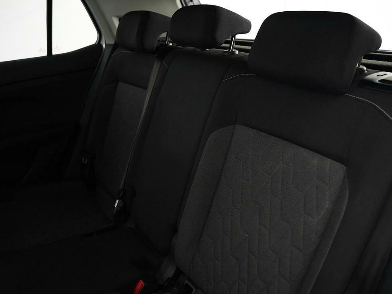 Foto Volkswagen T-Cross 18