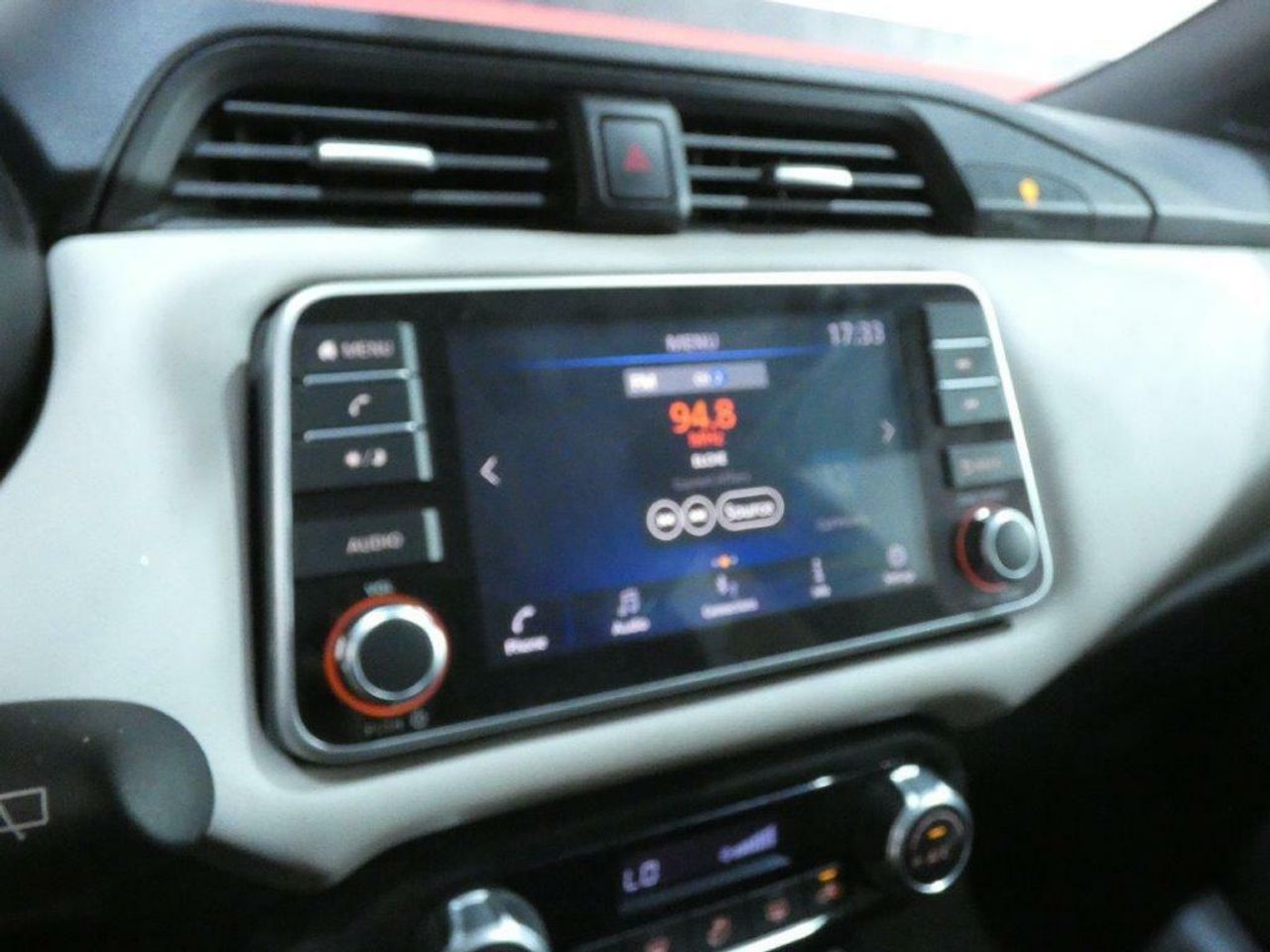 Foto Nissan Micra 10