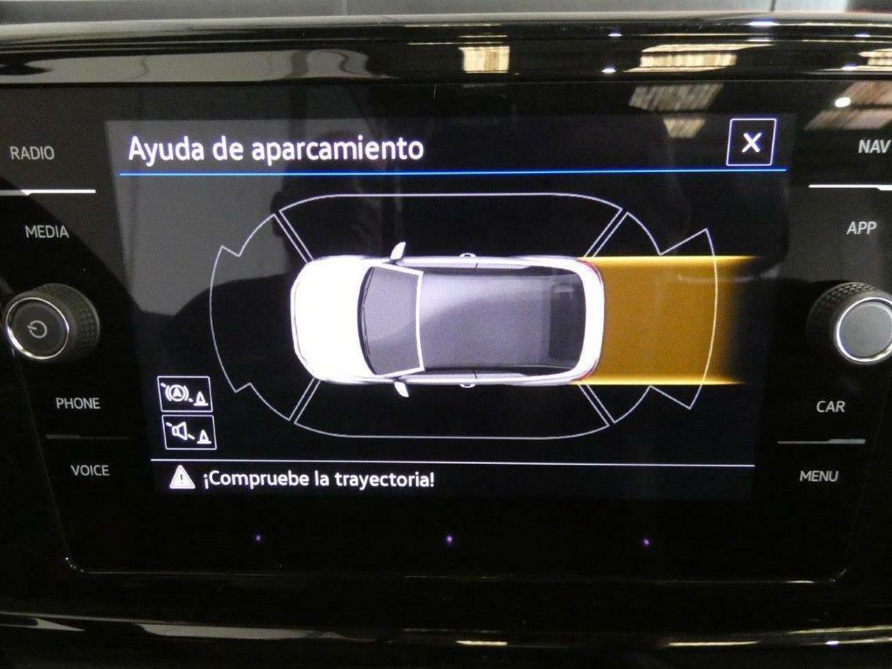 Foto Volkswagen T-Roc 14