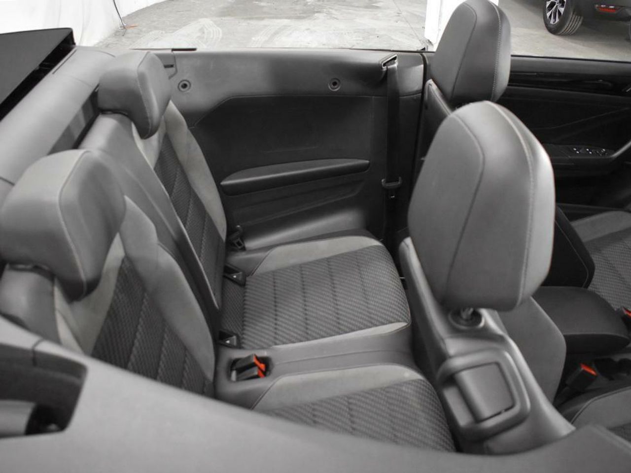 Foto Volkswagen T-Roc 22
