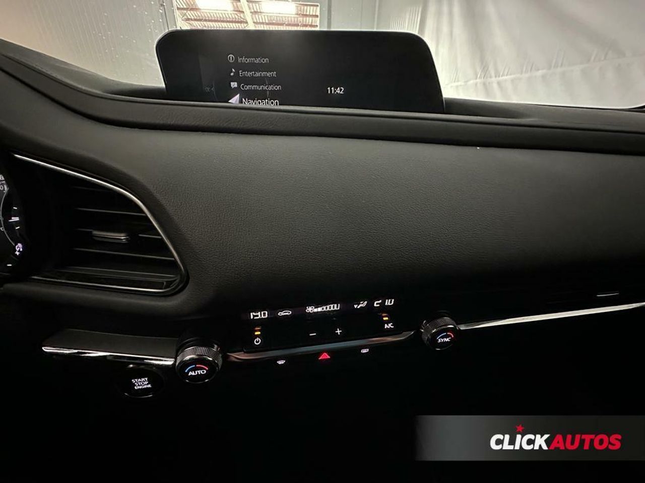 Foto Mazda CX-30 10