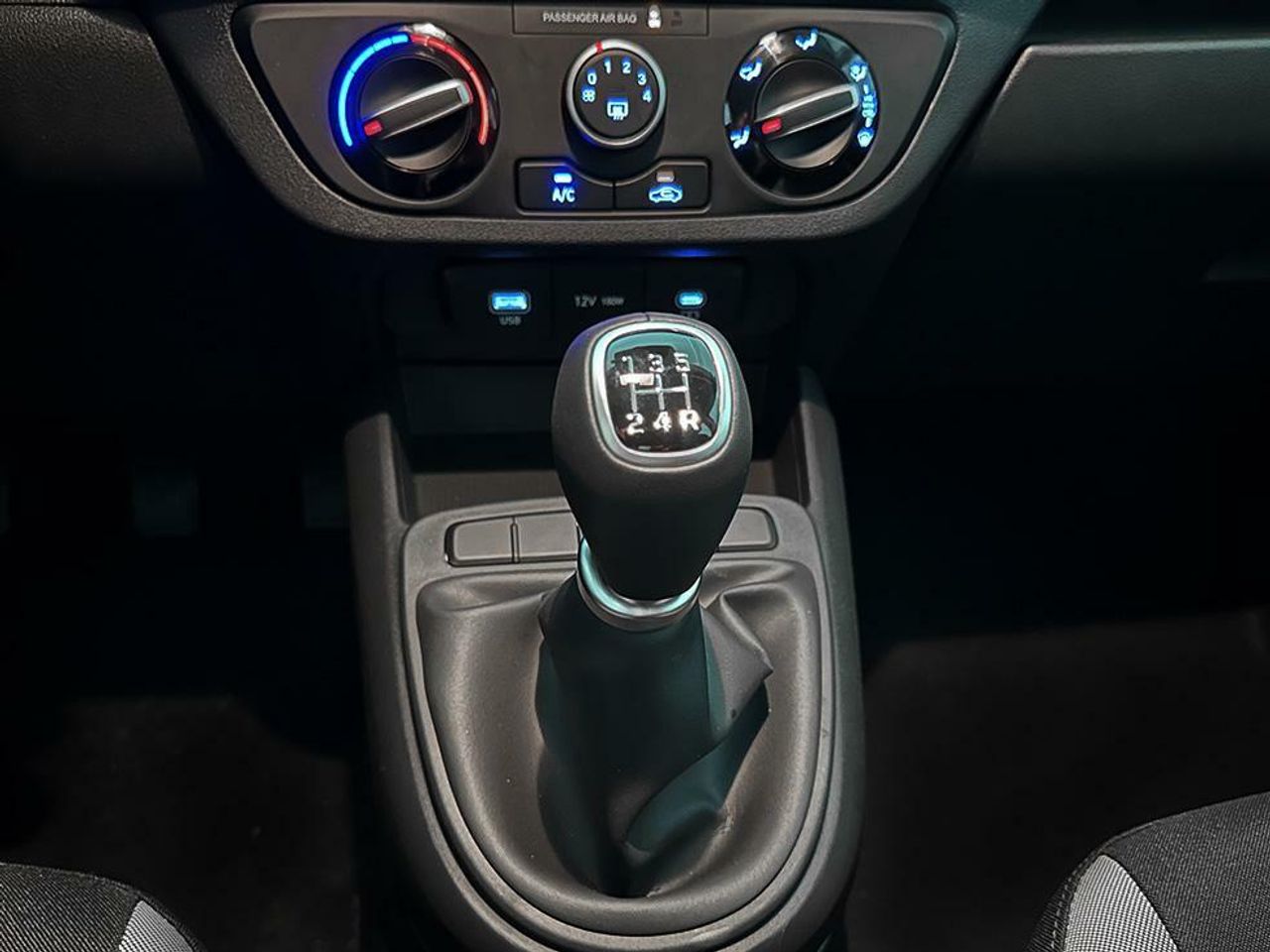 Foto Hyundai i10 15