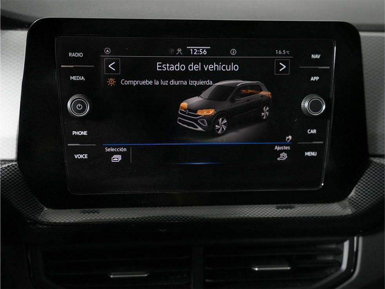Foto Volkswagen T-Cross 14