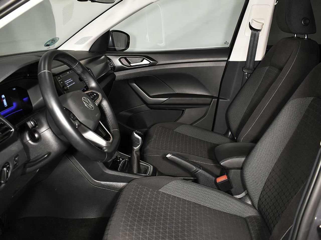 Foto Volkswagen T-Cross 16