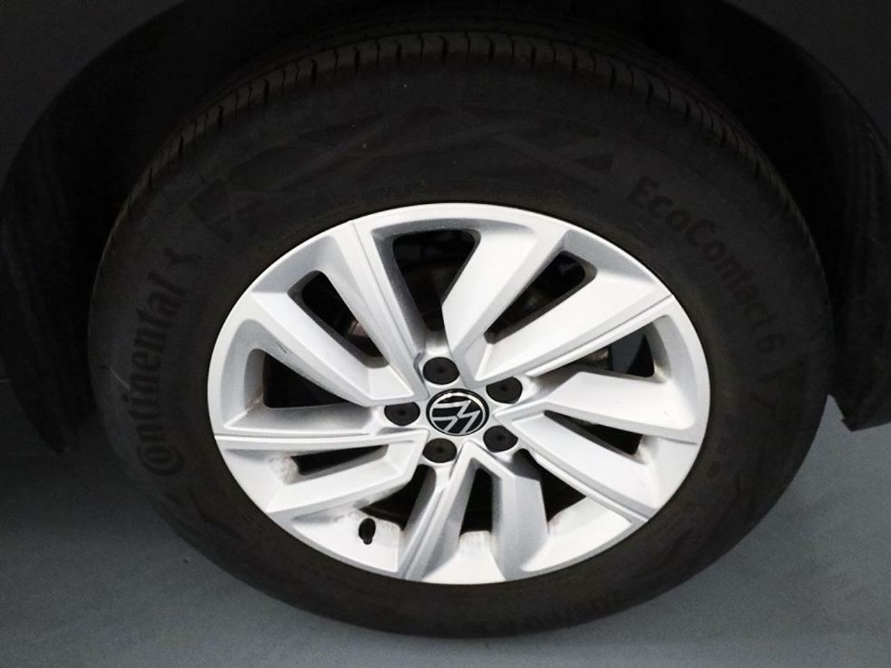 Foto Volkswagen T-Cross 25