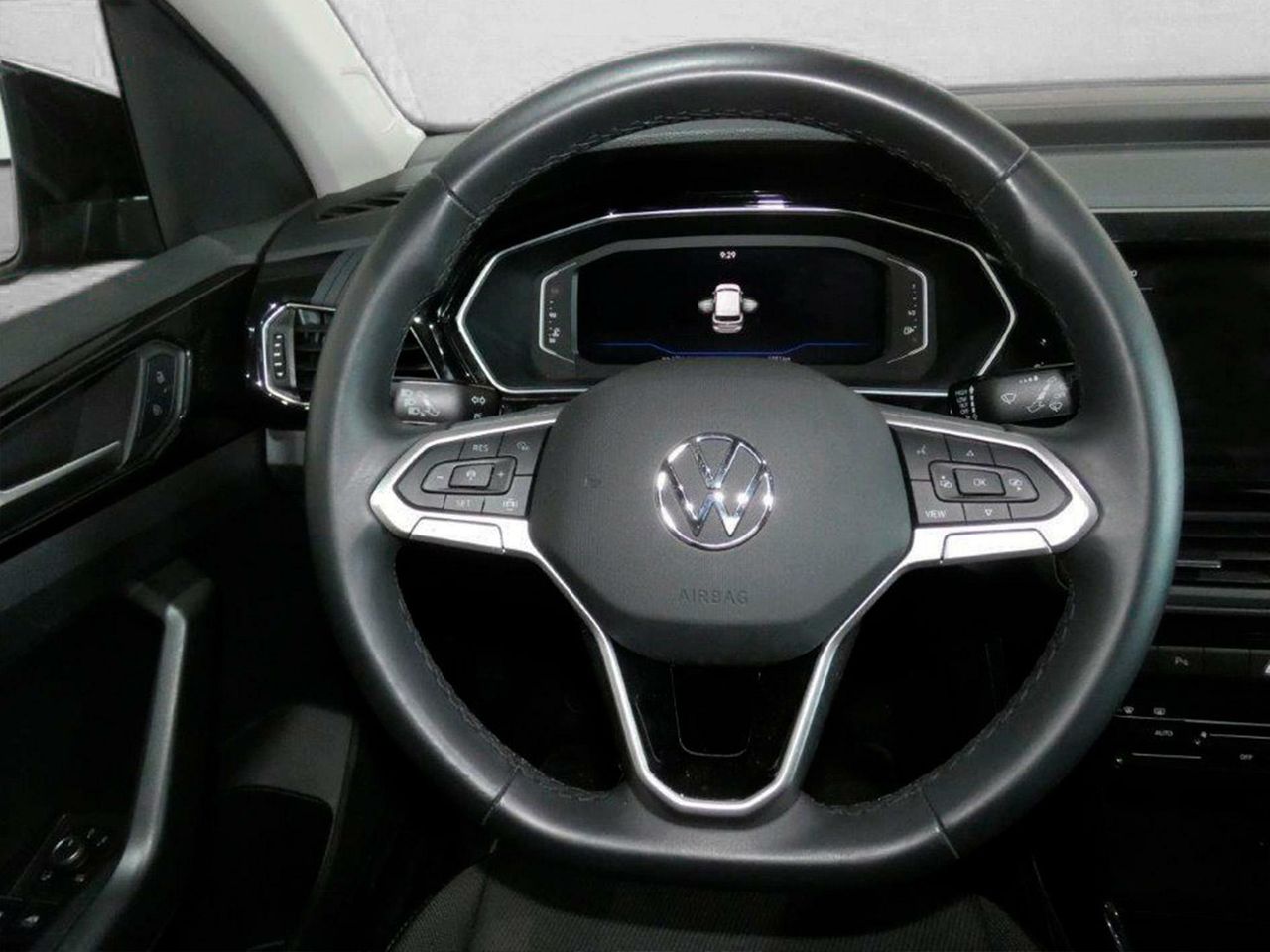 Foto Volkswagen T-Cross 9