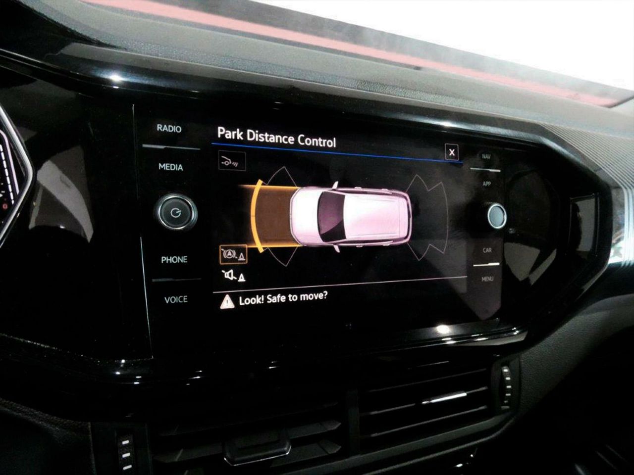 Foto Volkswagen T-Cross 14