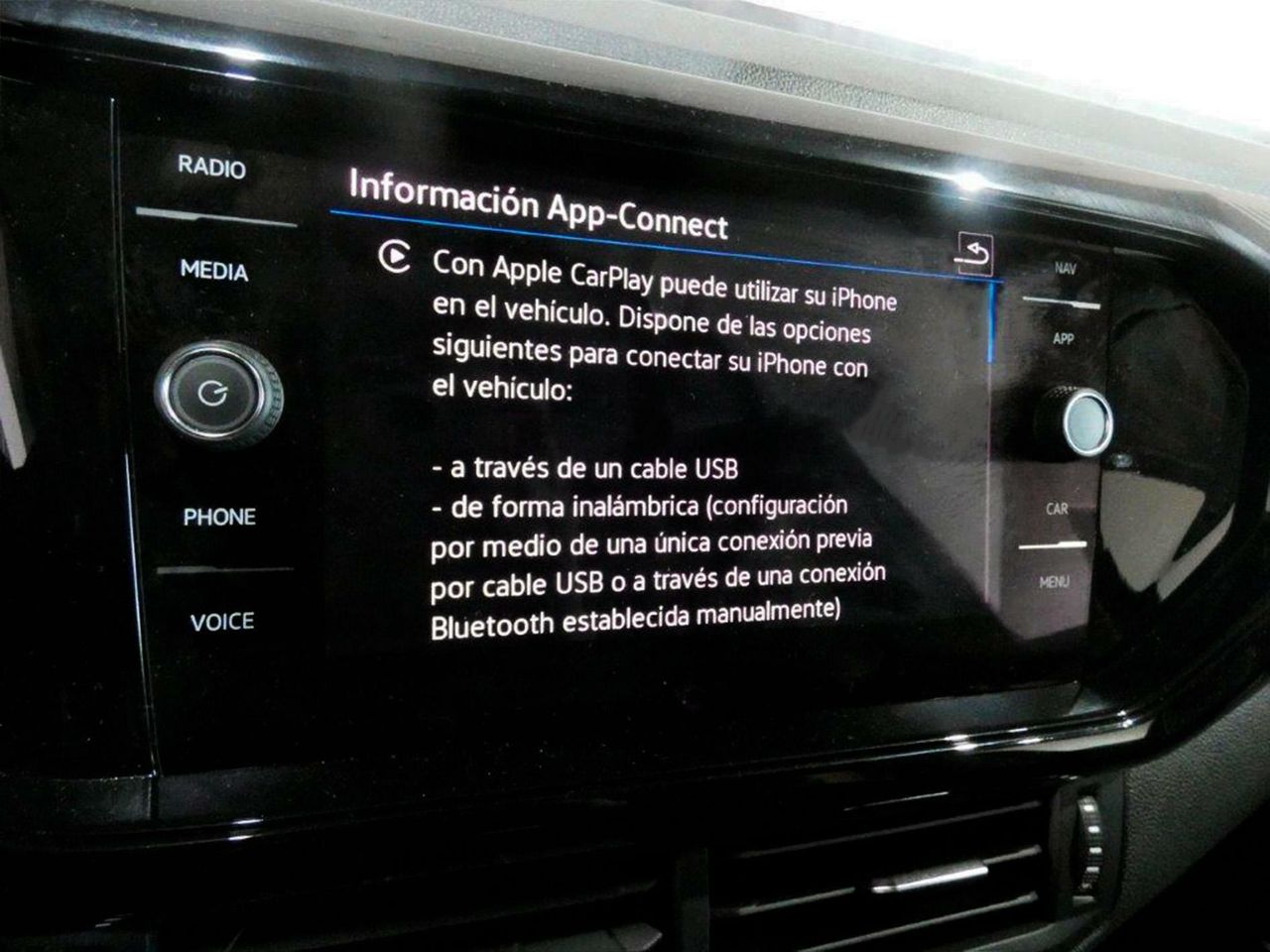 Foto Volkswagen T-Cross 15