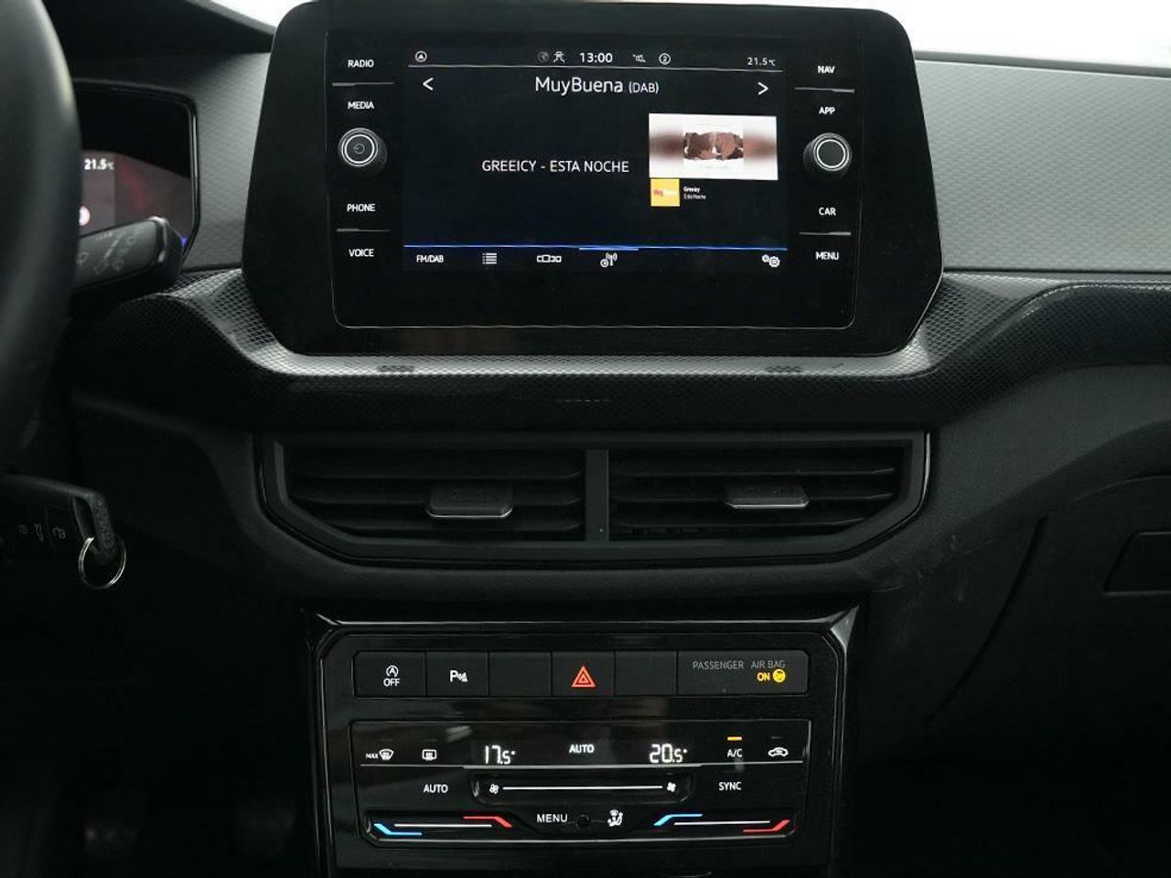 Foto Volkswagen T-Cross 14