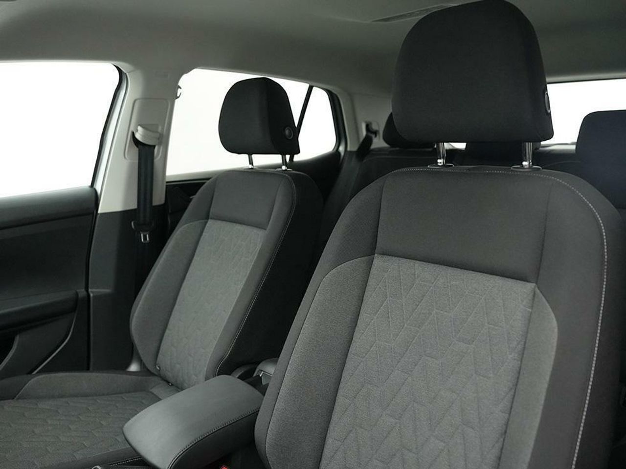Foto Volkswagen T-Cross 18