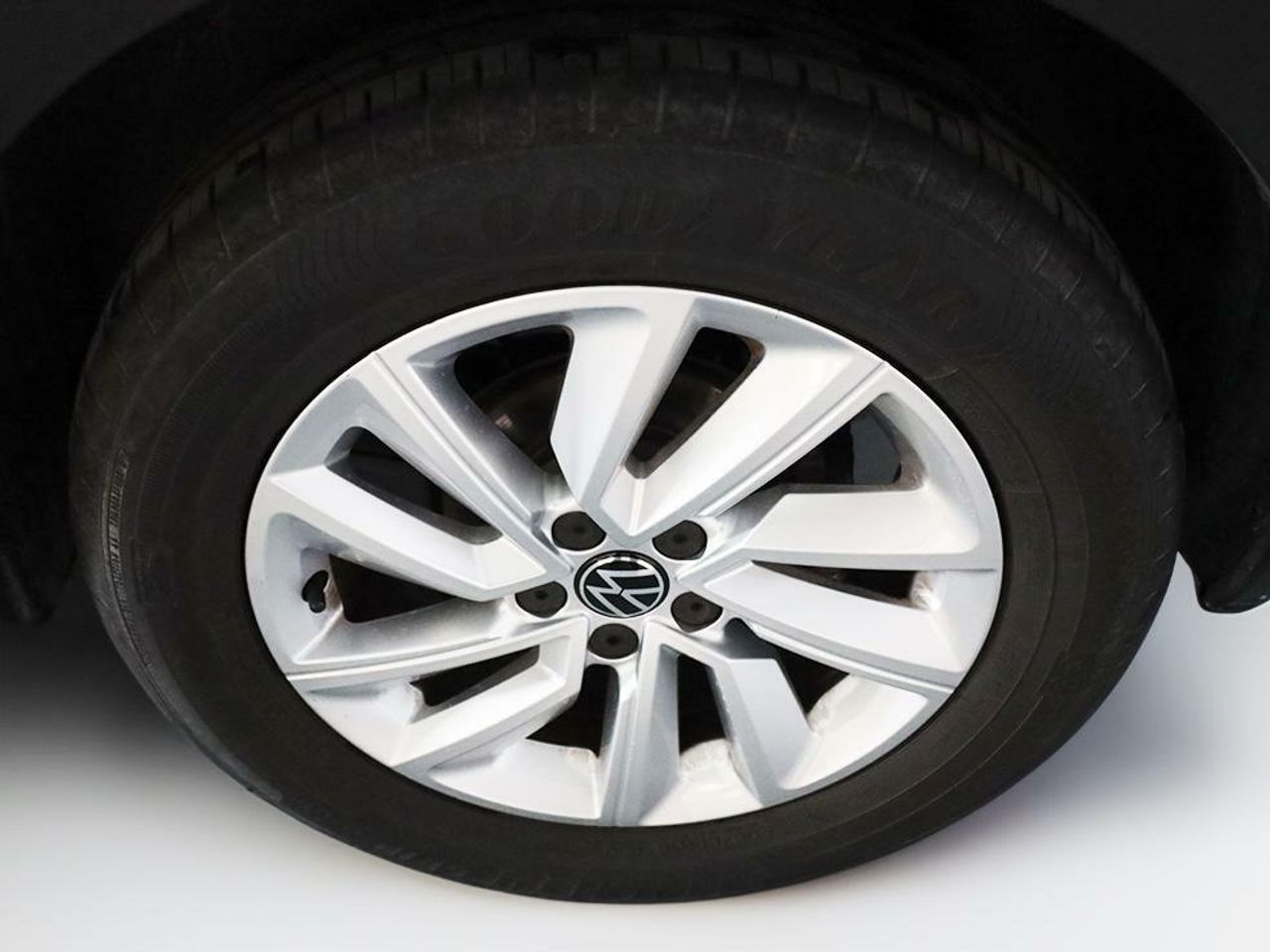 Foto Volkswagen T-Cross 24