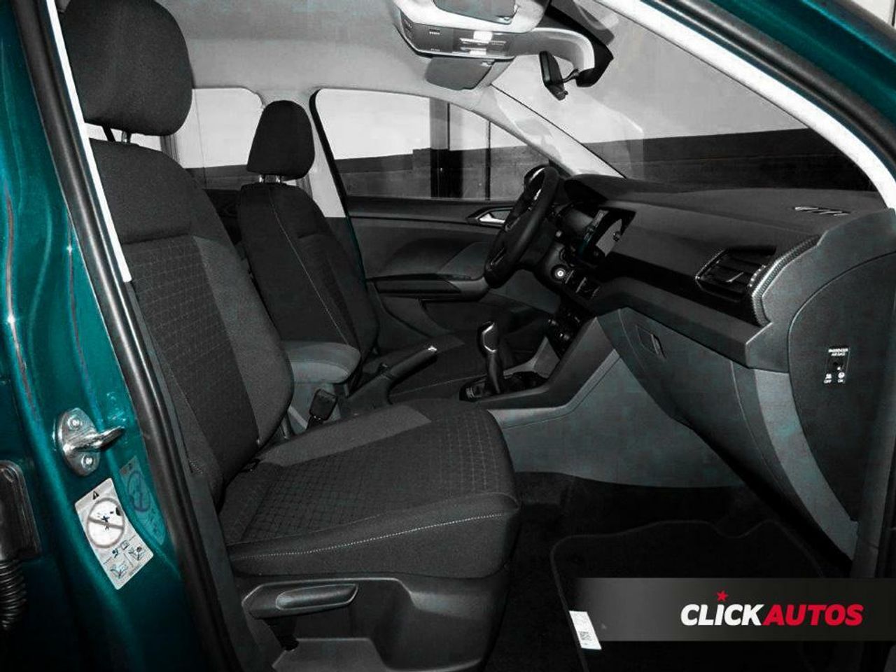 Foto Volkswagen T-Cross 13