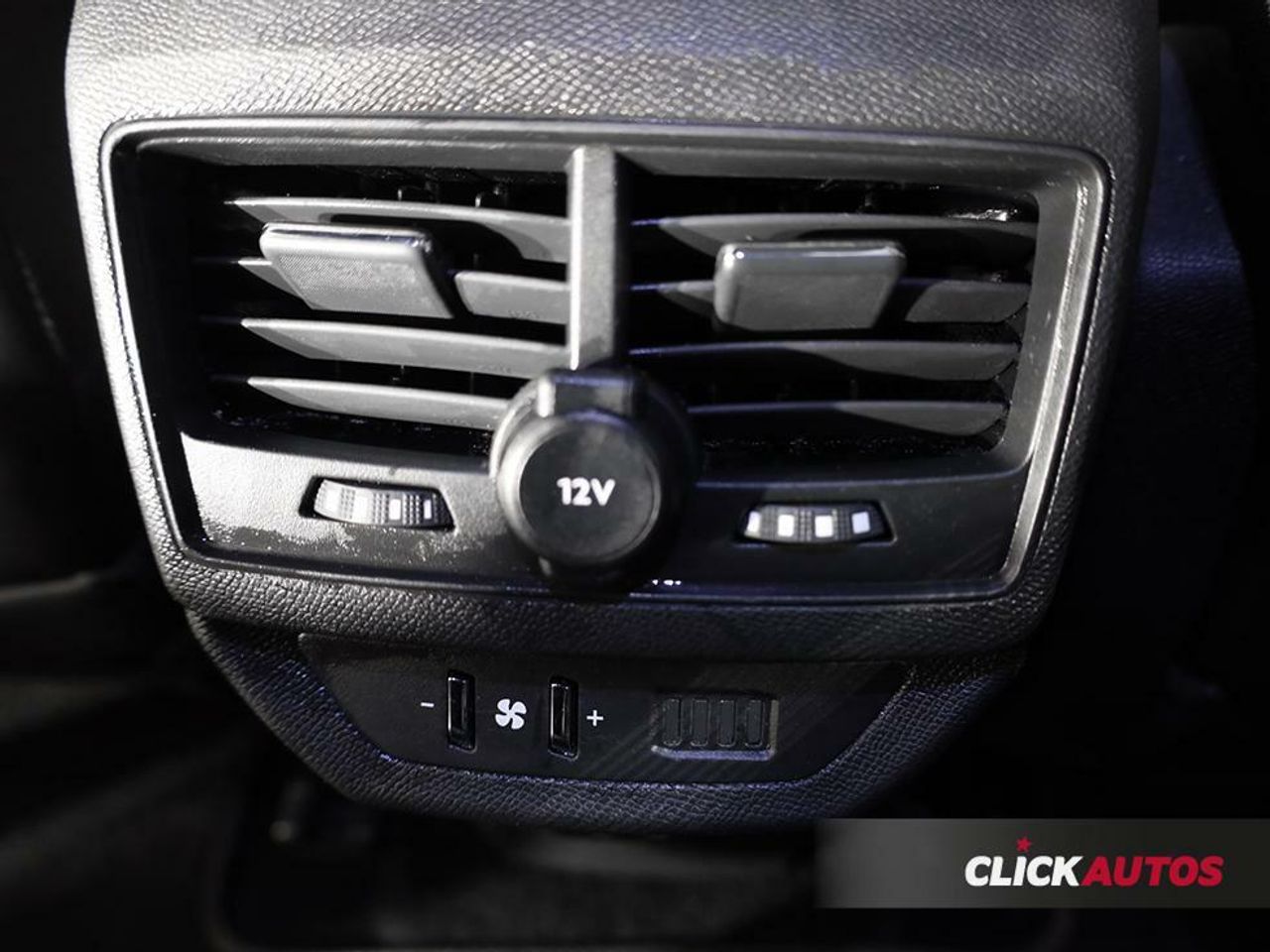 Foto Peugeot 5008 11