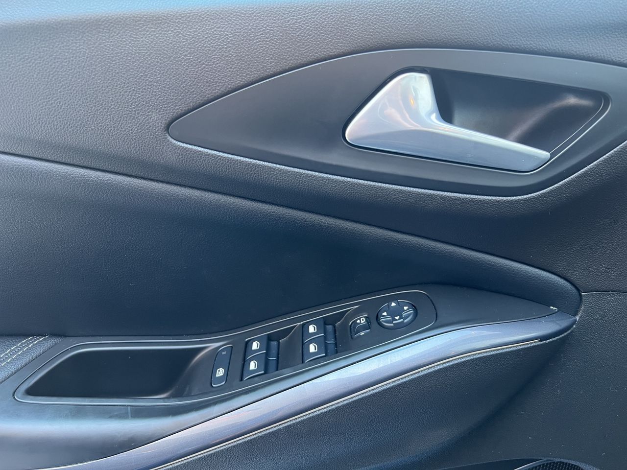 Foto Opel Grandland X 13