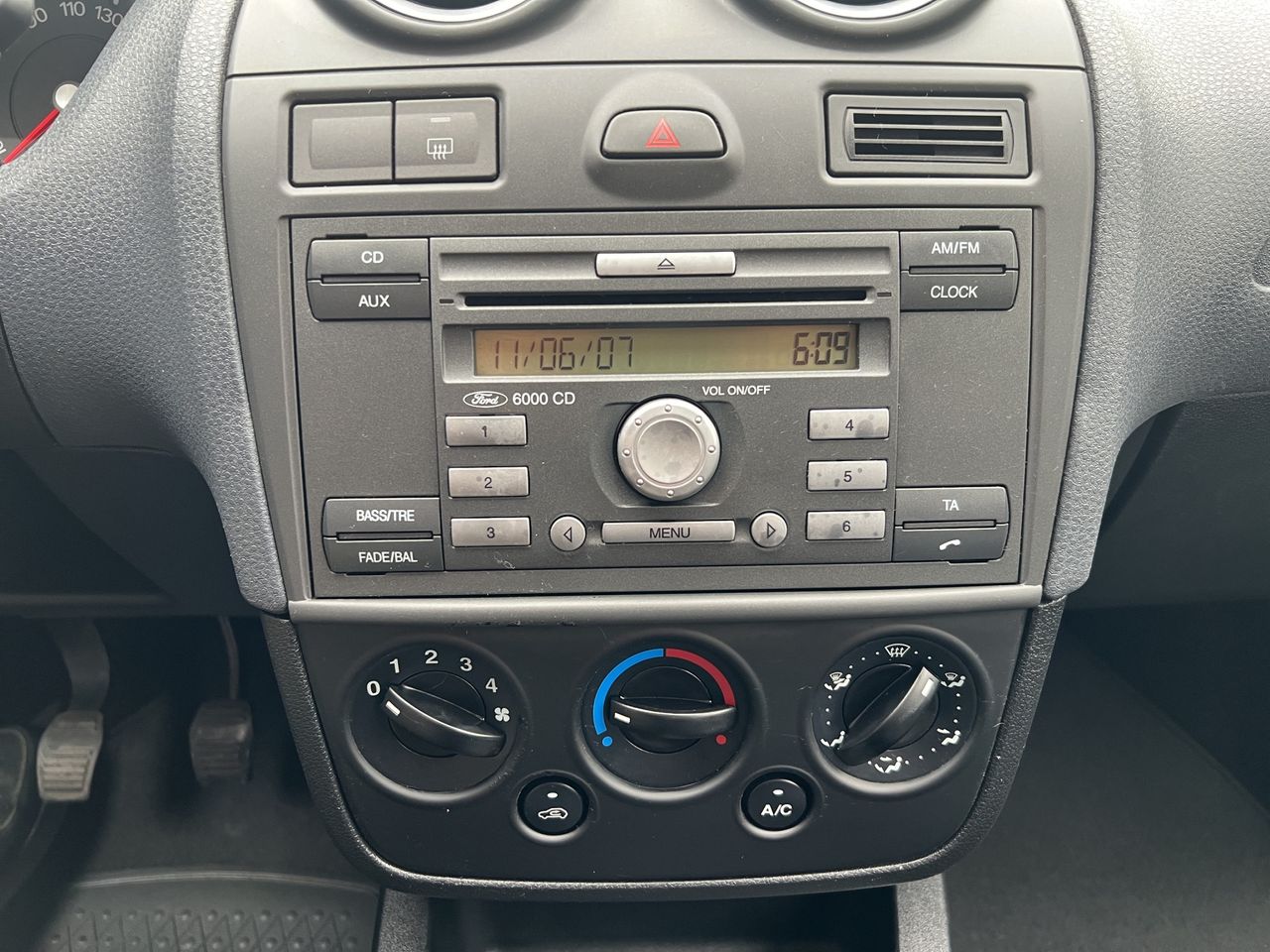 Foto Ford Fiesta 15