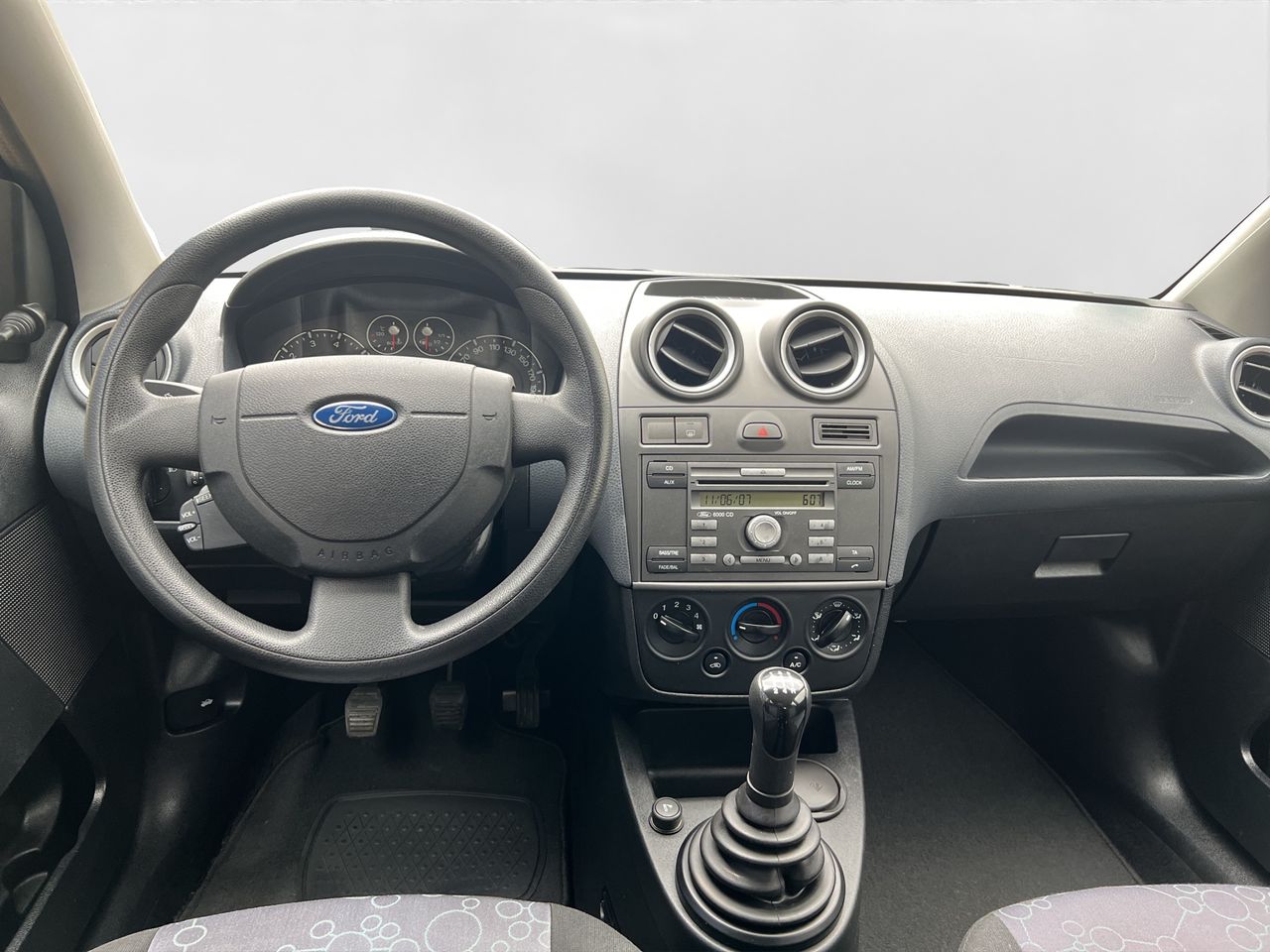 Foto Ford Fiesta 16