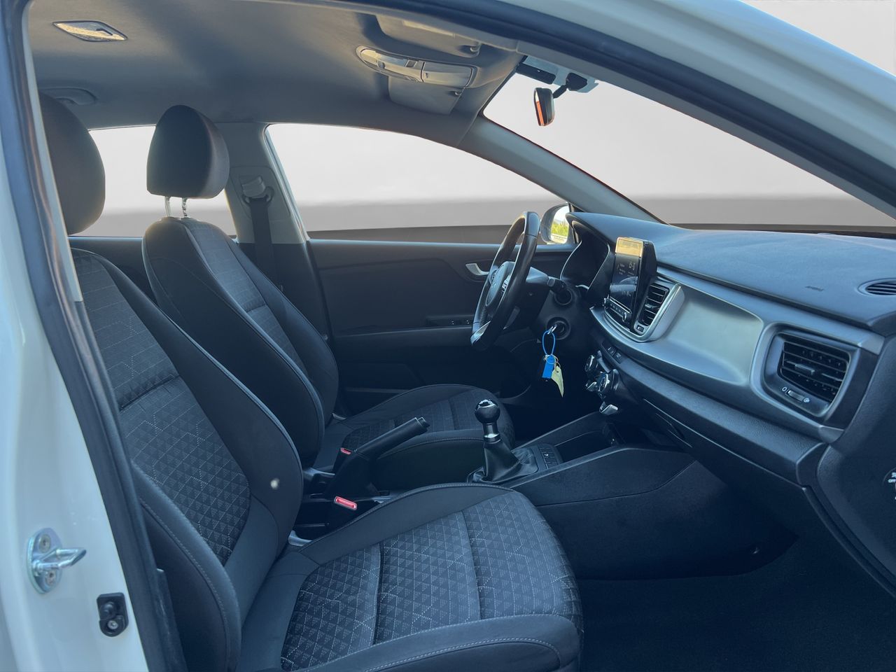 Foto Kia Rio 15