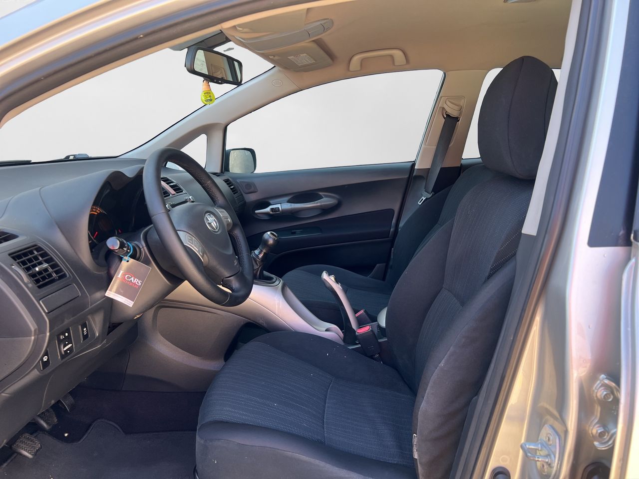Foto Toyota Auris 9