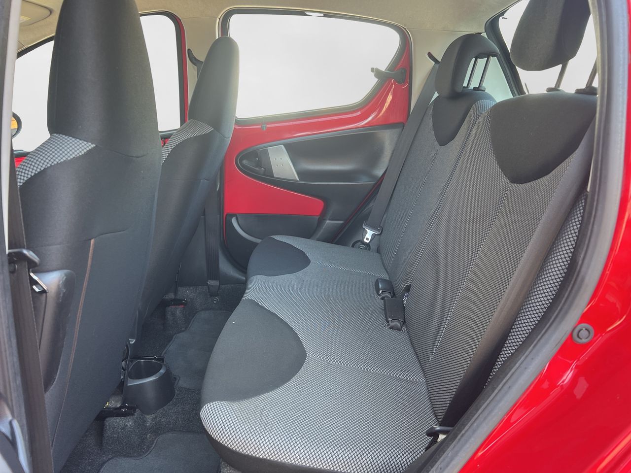 Foto Toyota Aygo 11