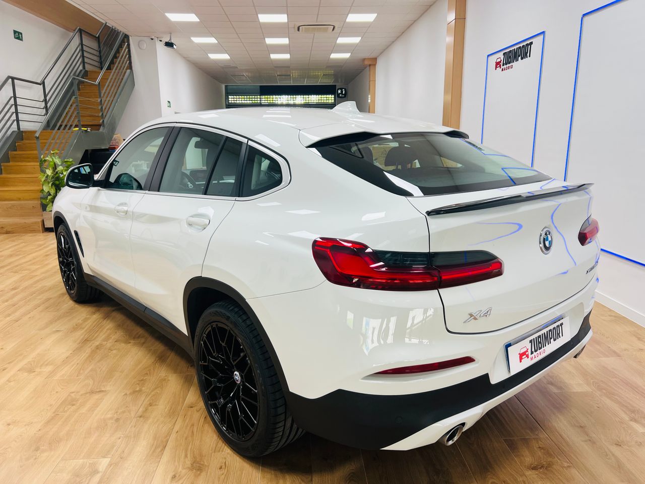 Foto BMW X4 3
