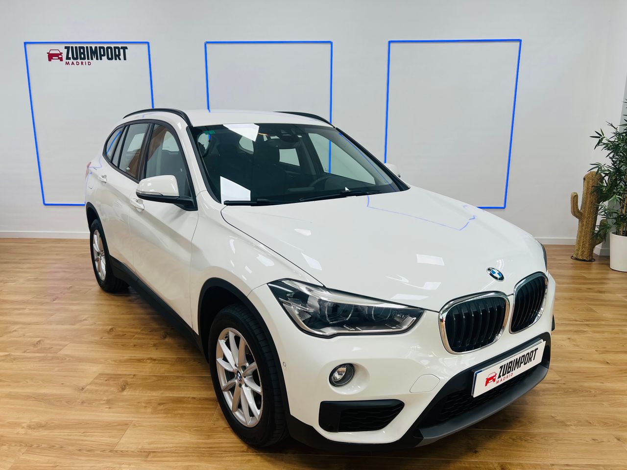Foto BMW X1 1