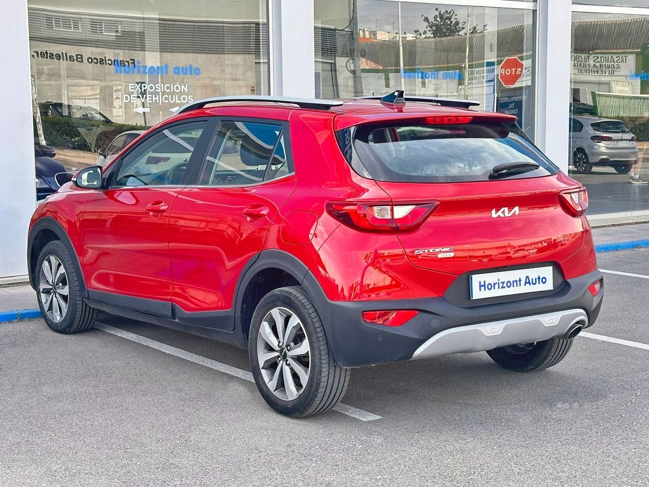 Foto Kia Stonic 10