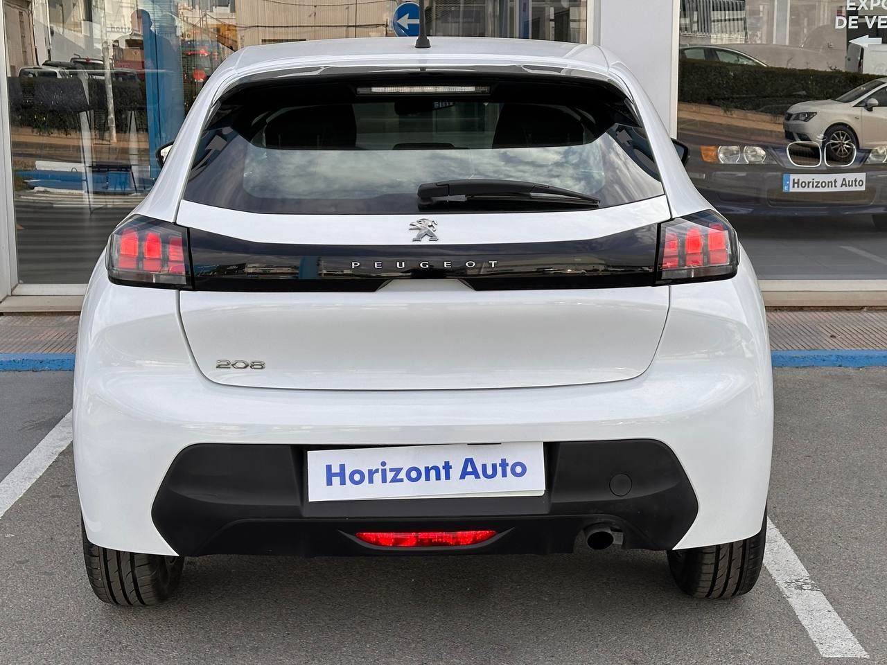 Foto Peugeot 208 11