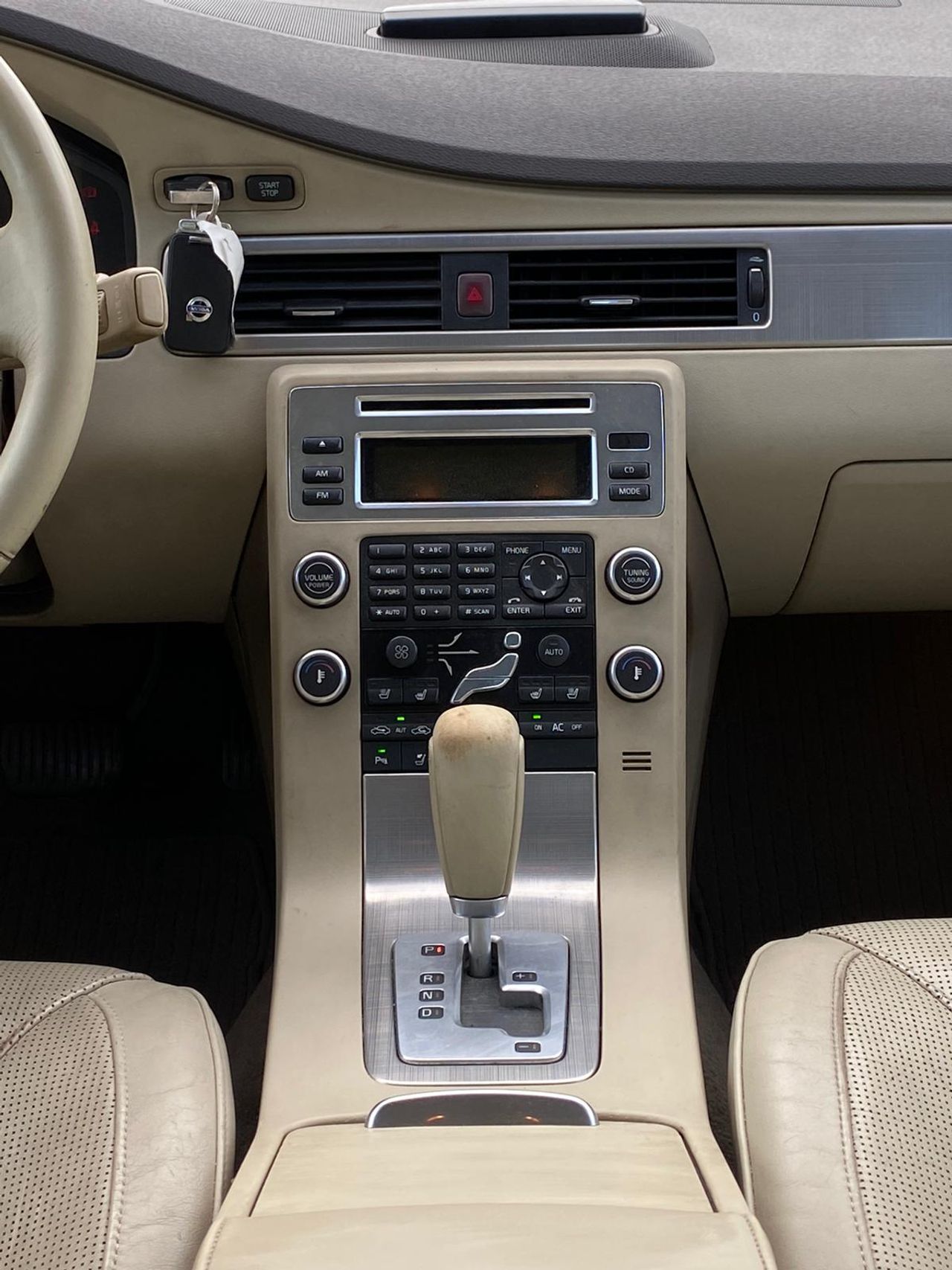 Foto Volvo S80 11