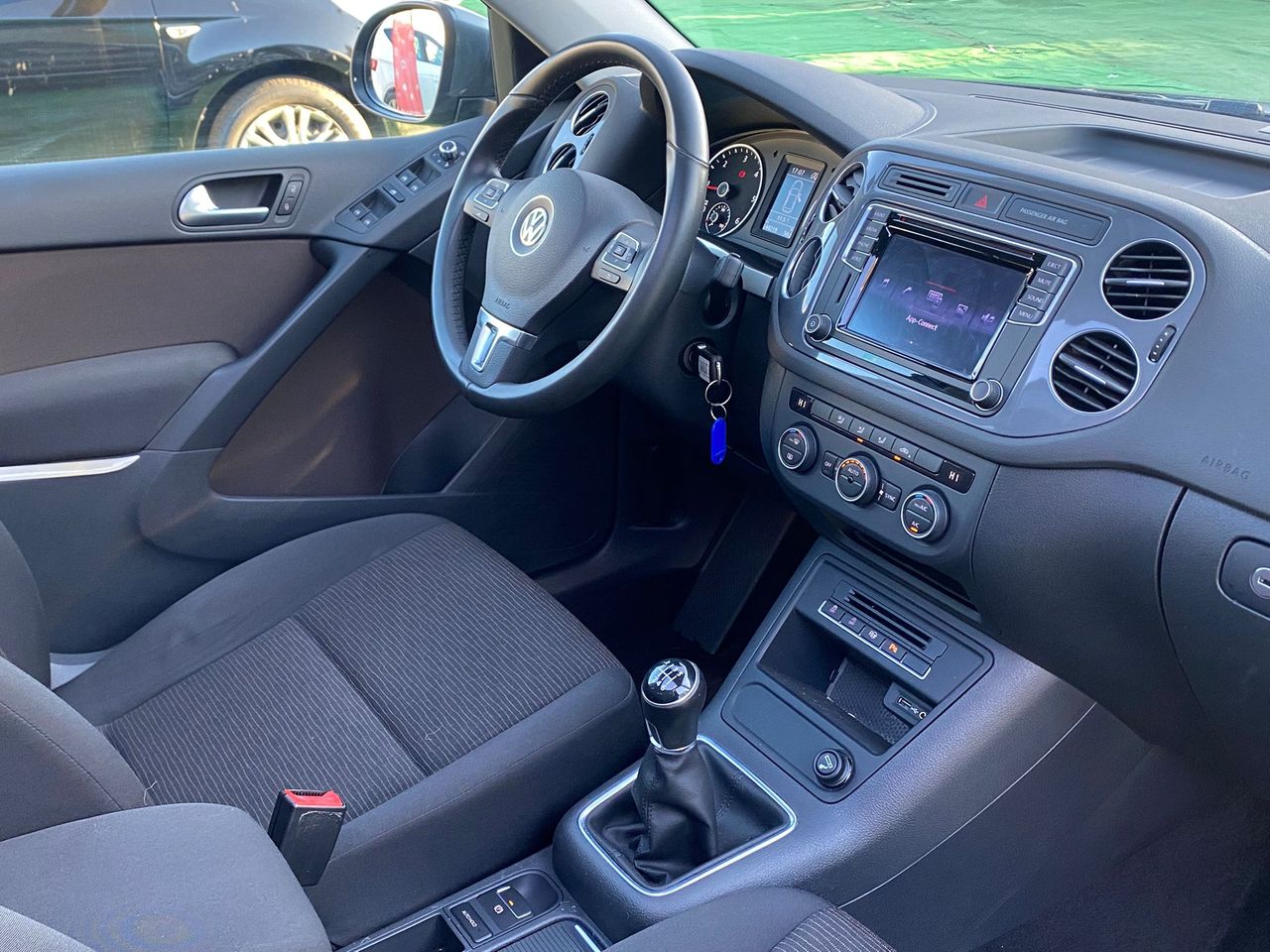 Foto Volkswagen Tiguan 19