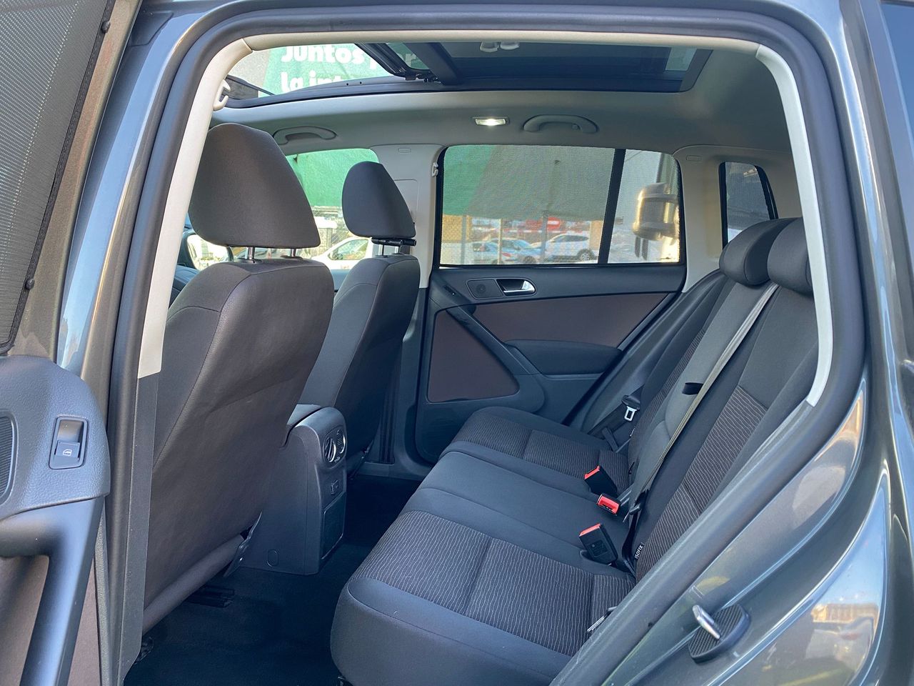 Foto Volkswagen Tiguan 24