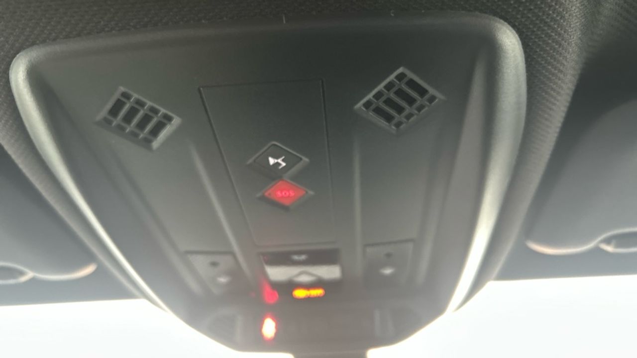 Foto DS Automobiles DS 3 18