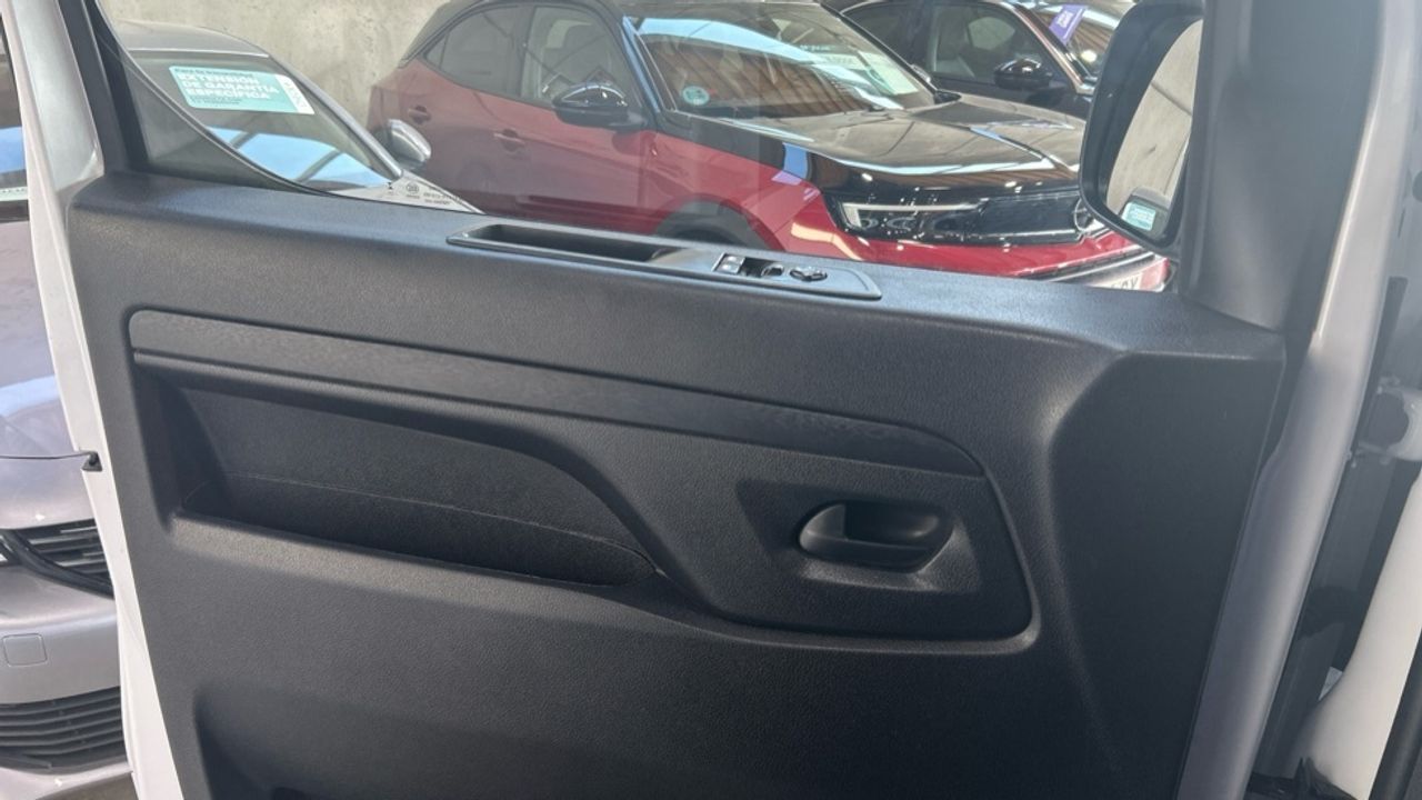 Foto Opel Vivaro 19