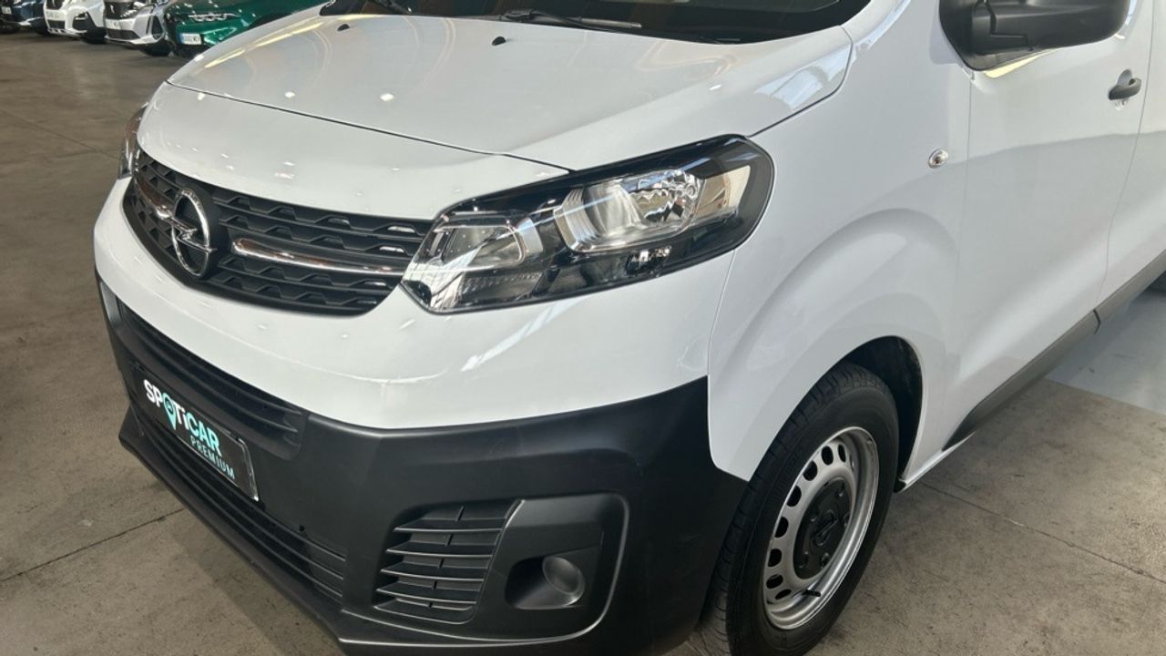 Foto Opel Vivaro 26