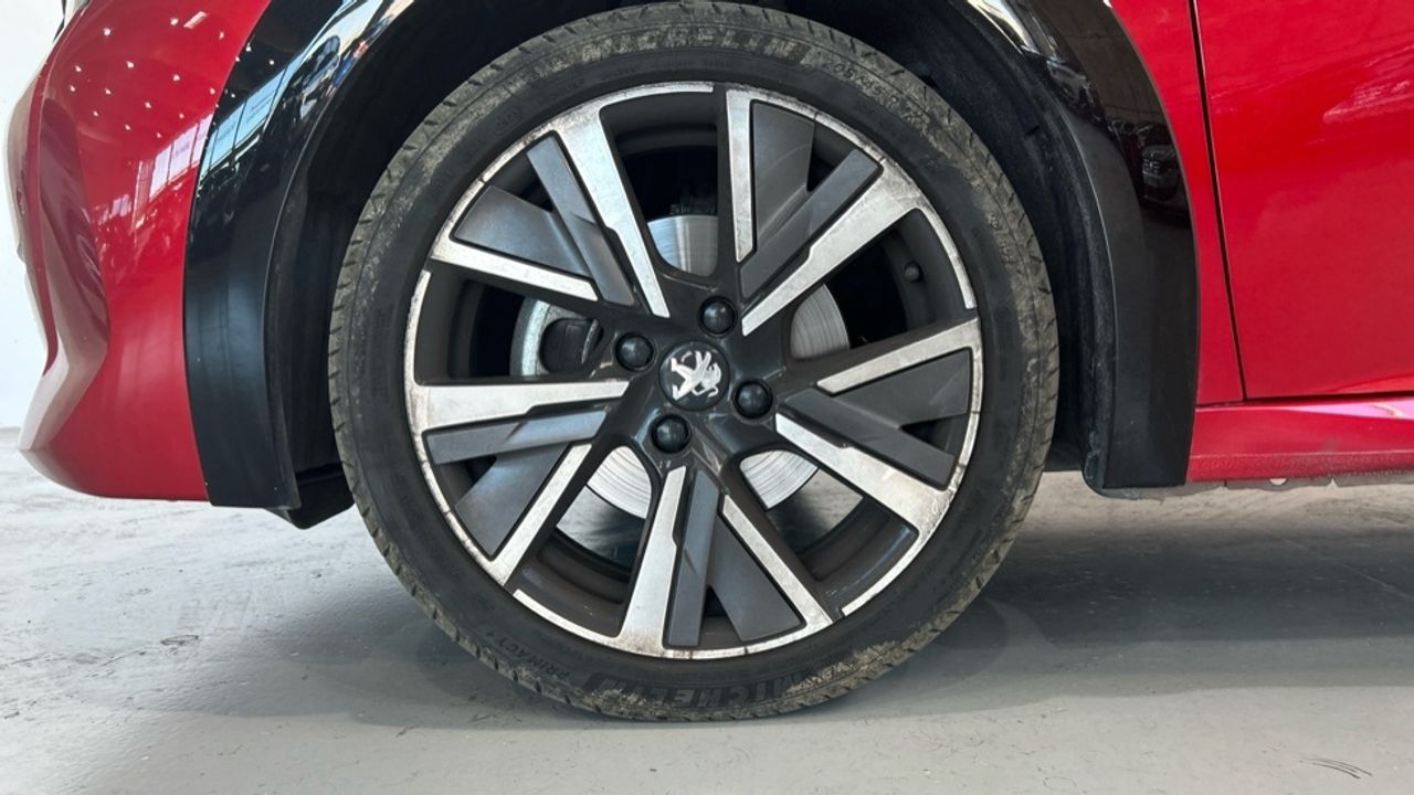 Foto Peugeot 208 13