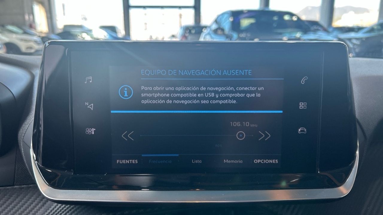 Foto Peugeot 208 15