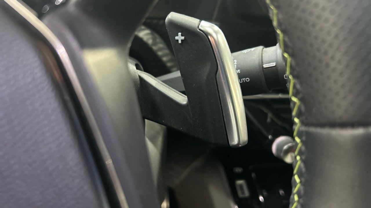 Foto Peugeot 208 36