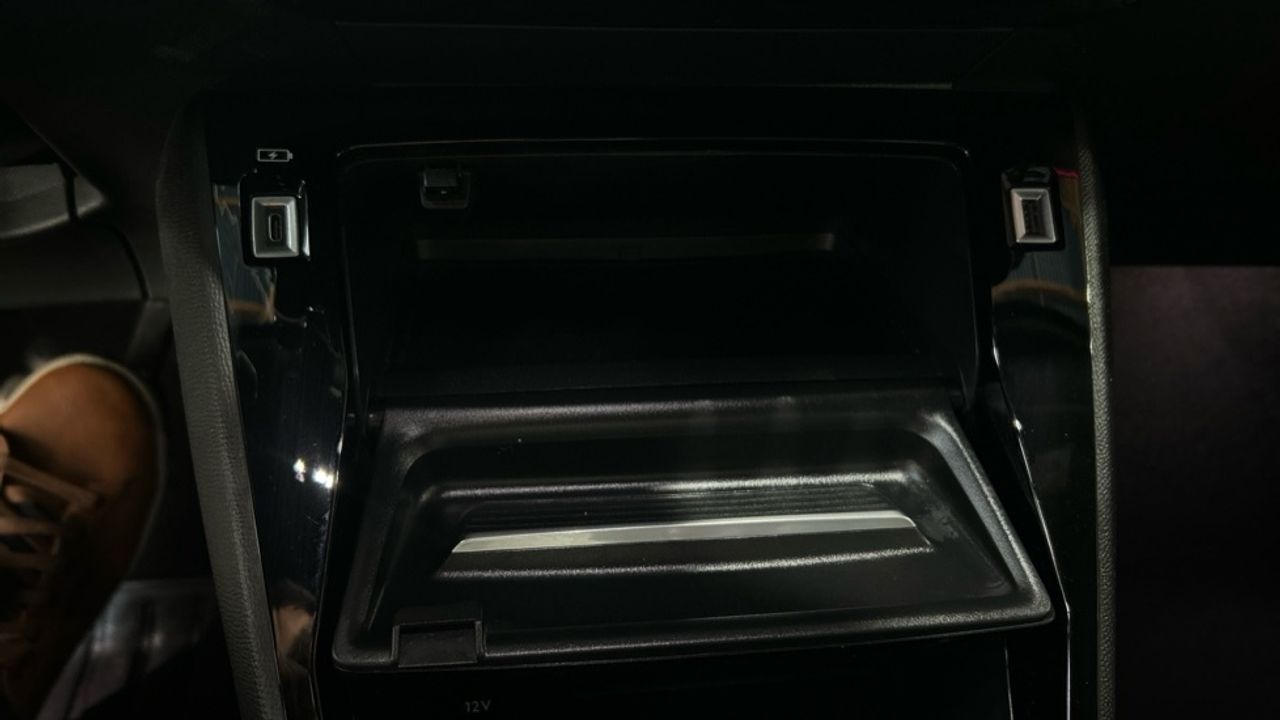 Foto Peugeot 208 41