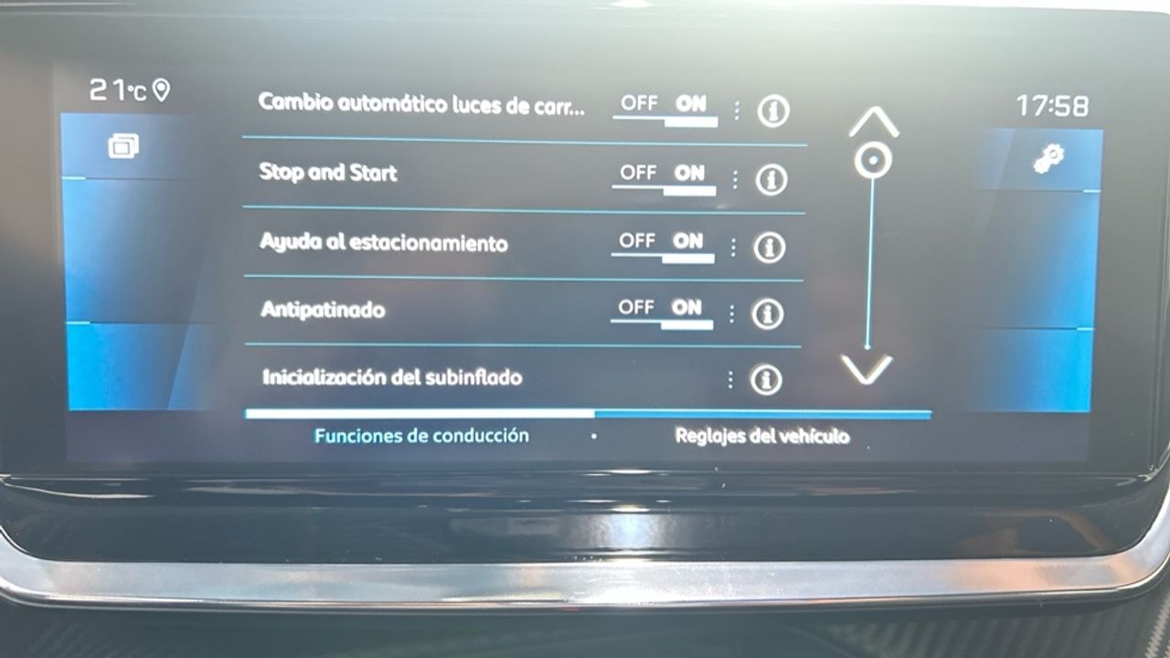 Foto Peugeot 208 48
