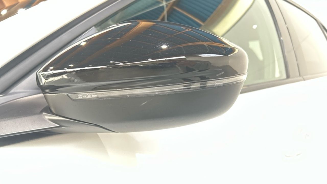 Foto Peugeot 208 55